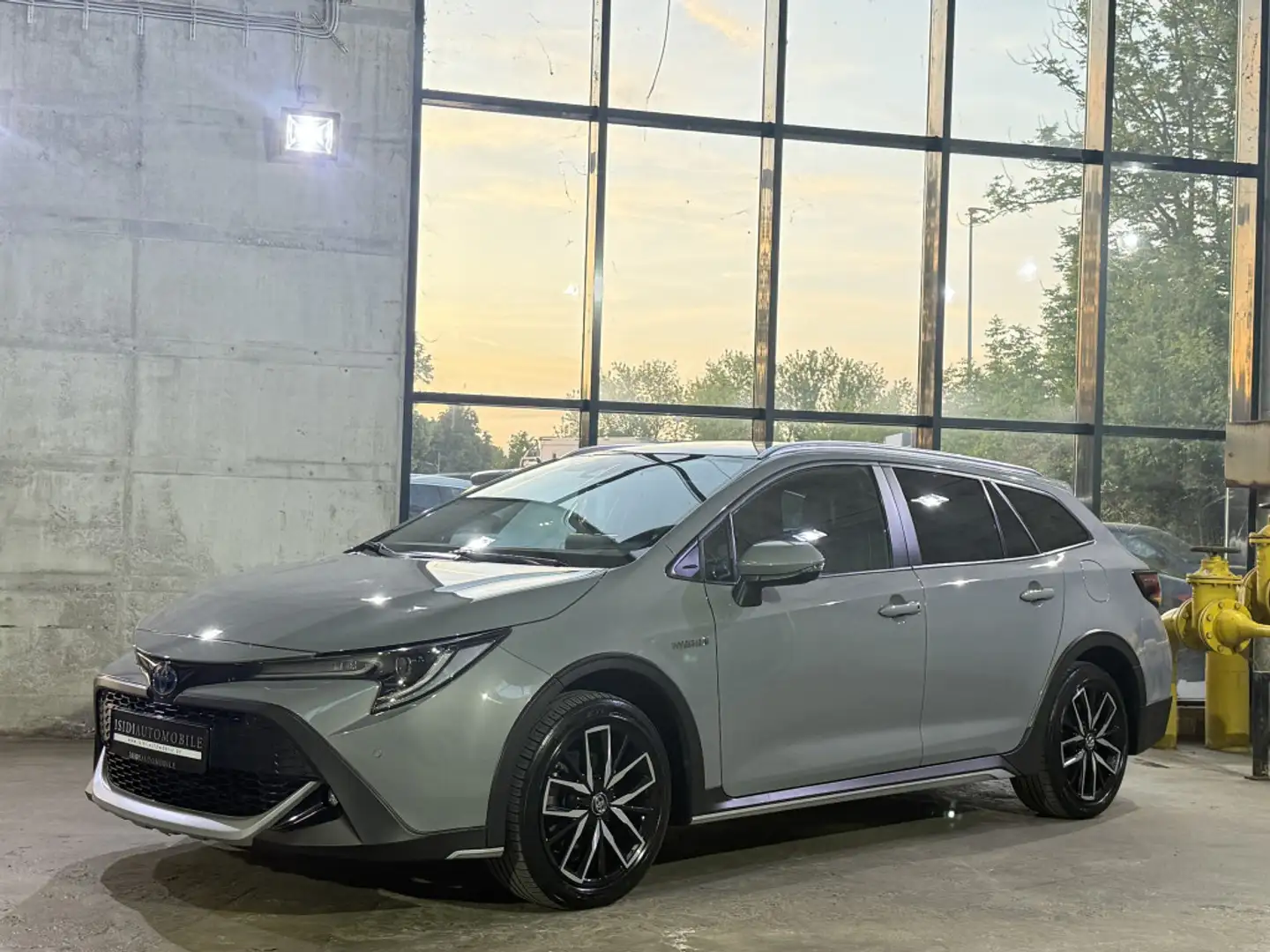 Toyota Corolla Touring Sports Trek Hybrid LED Rü-Kamera Gri - 2