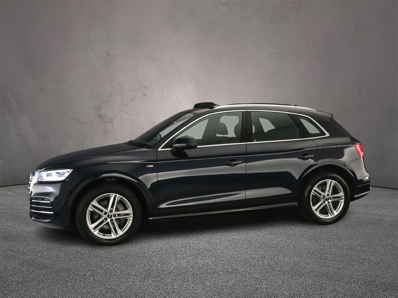 Audi Q5 50 TFSI e quattro S edition | Luchtvering | Achter — photo 2