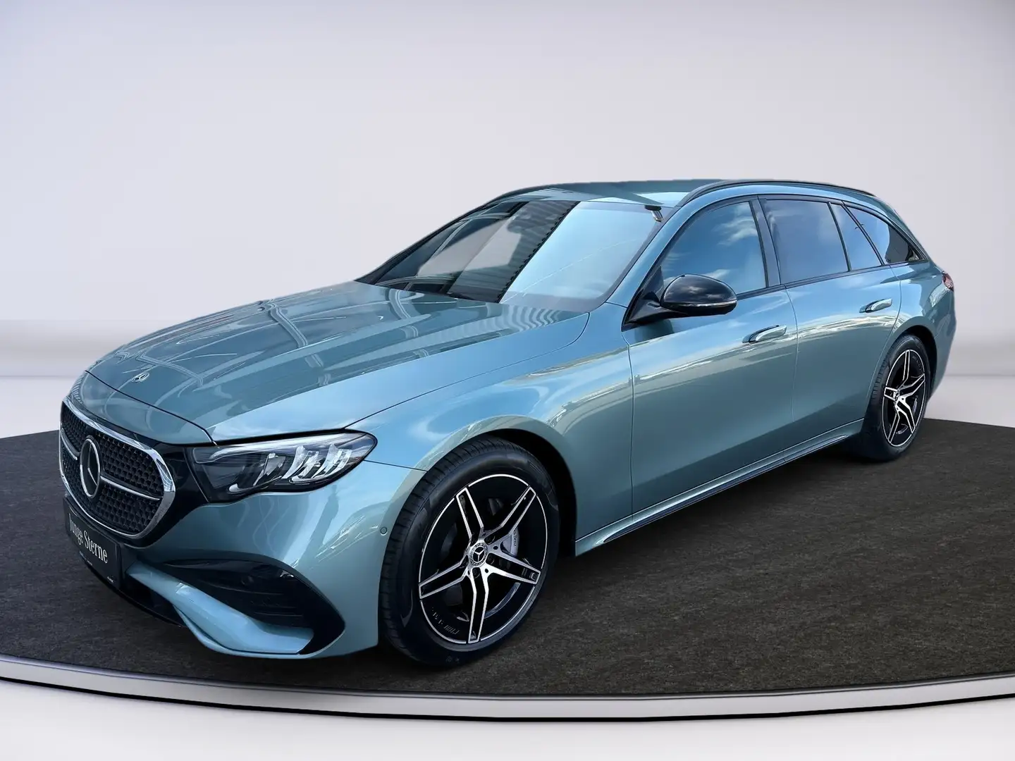 Mercedes-Benz E 220 d T AMG Line Distronic Zilver - 2