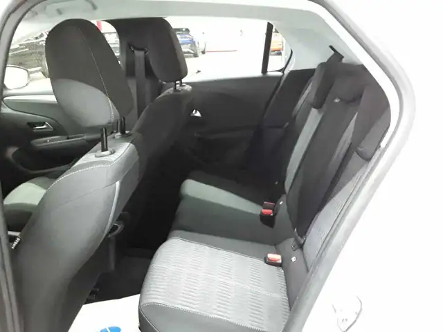 Opel Corsa view 13