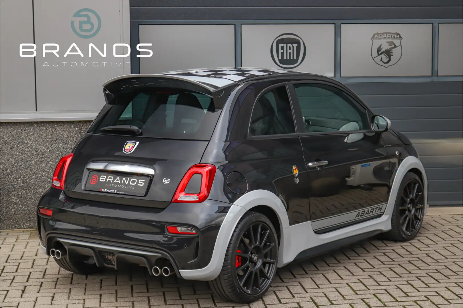 Abarth 695 1.4 T-Jet Anniversario 70 One of 1949 Alle opties Noir - 2