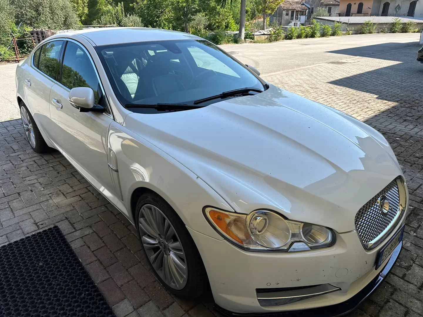 Jaguar XF XF I 2008 Berlina3.0d V6 Luxury auto Bianco - 1