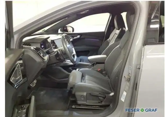 Audi Q4 E-Tron view 4
