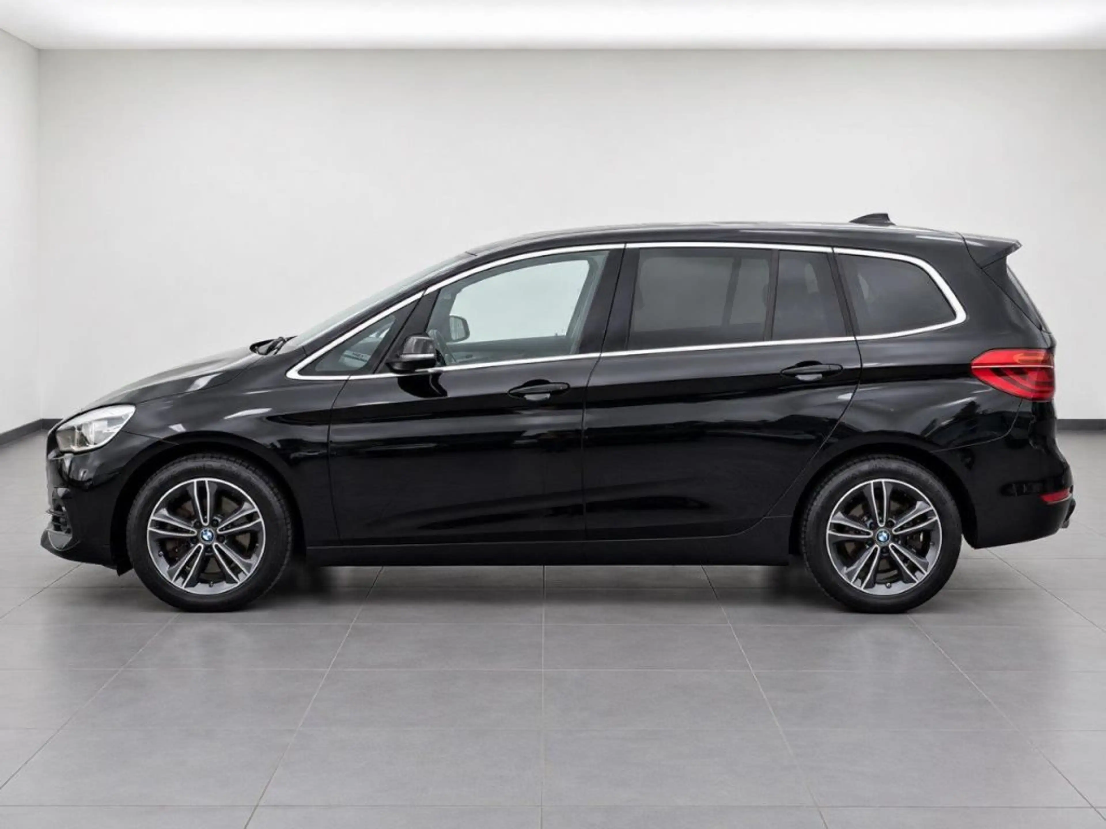 BMW 220 220d Gran Tourer Aut. Sport Line — photo 2