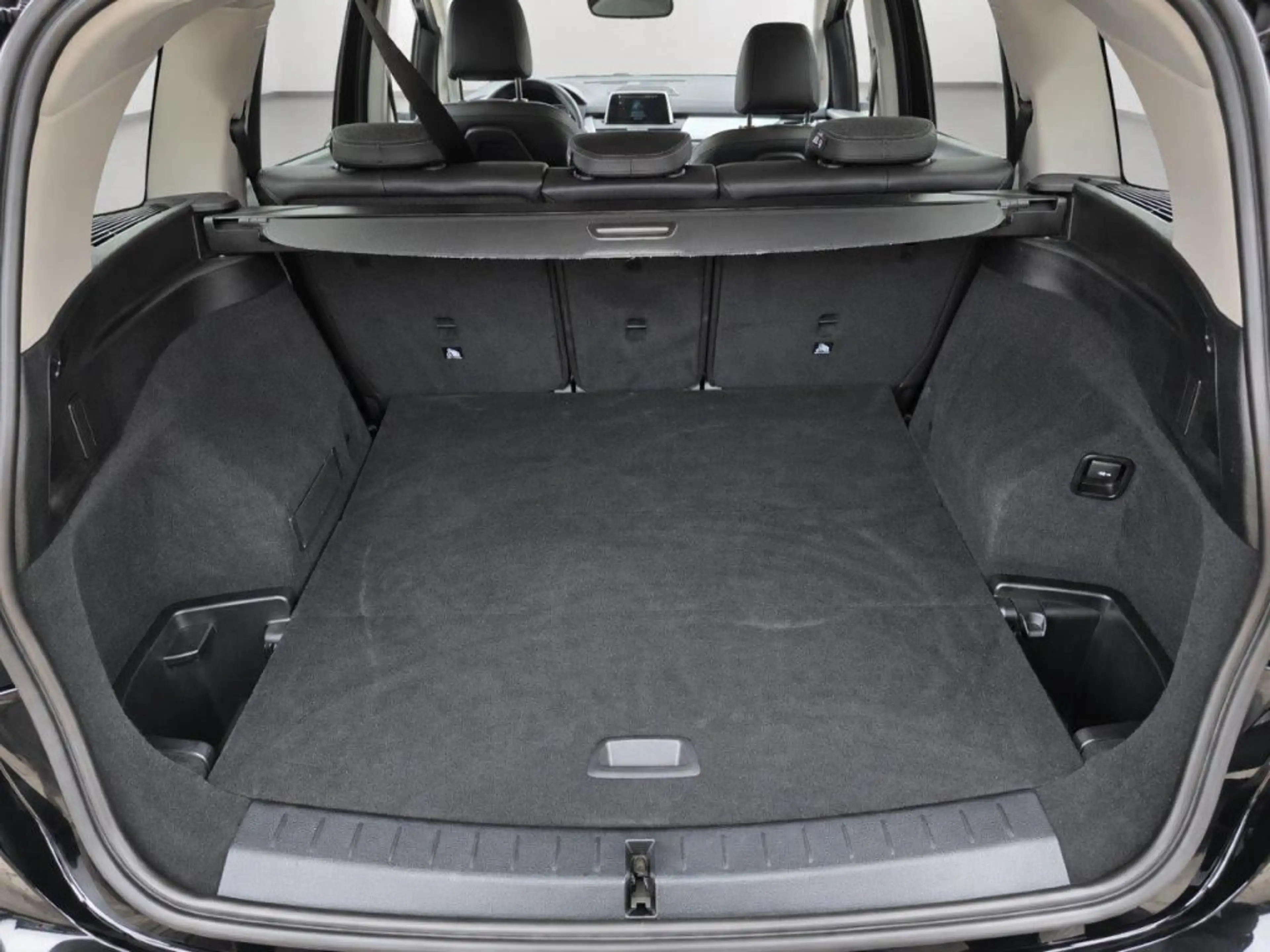 BMW 220 220d Gran Tourer Aut. Sport Line — photo 10