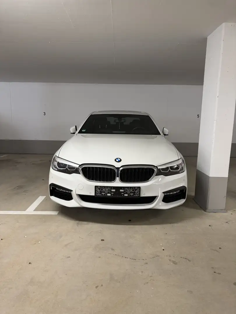 BMW 530 530 i xDrive M Sport Weiß - 2
