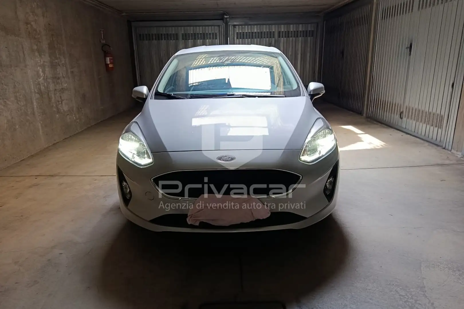 Ford Fiesta Fiesta 1.1 75 CV 5 porte Business Argent - 2
