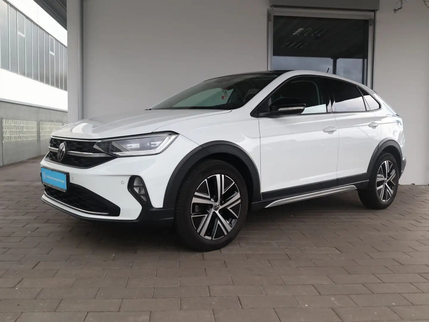 Volkswagen Taigo Style 1.5 TSI DSG PANO AHK MATRIX RFK Blanc - 2