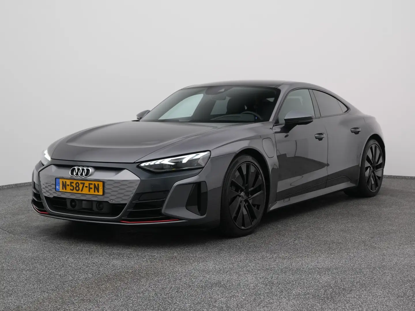 Audi e-tron GT GT 93 kWh | PANO | CAMERA | B&O | KEYLESS | LUCHTV Gris - 1