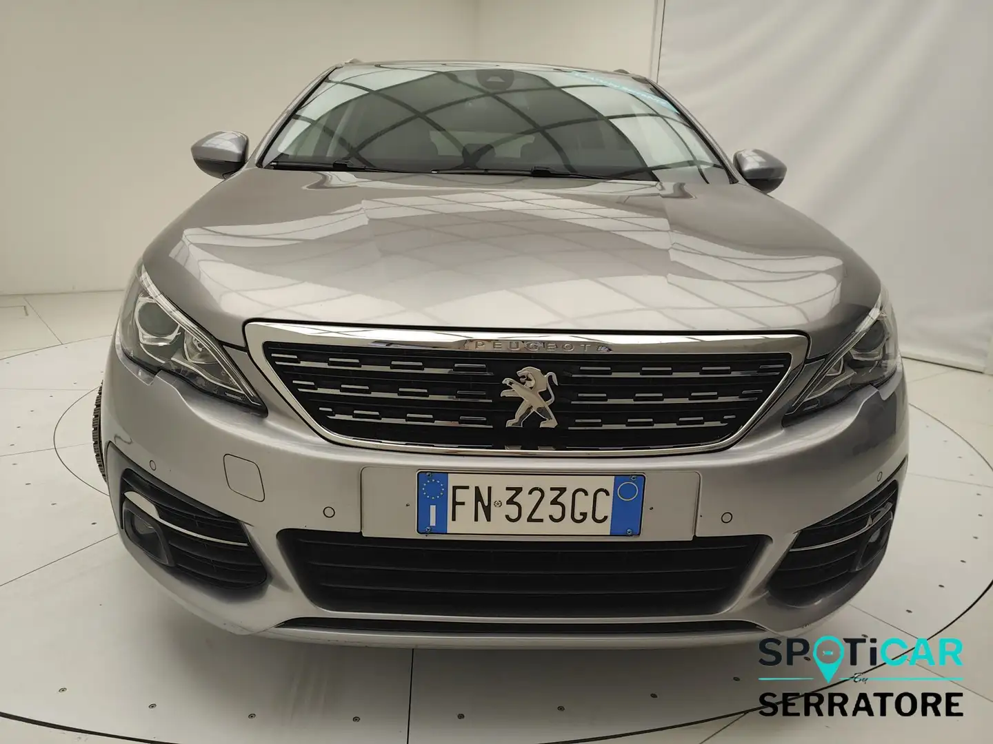 Peugeot 308 II SW 1.5 bluehdi Allure s&s 130cv Gris - 2