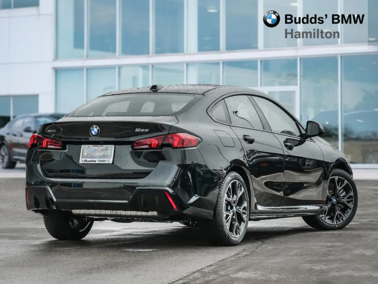 BMW 2 Series снимка BMW 2 Series