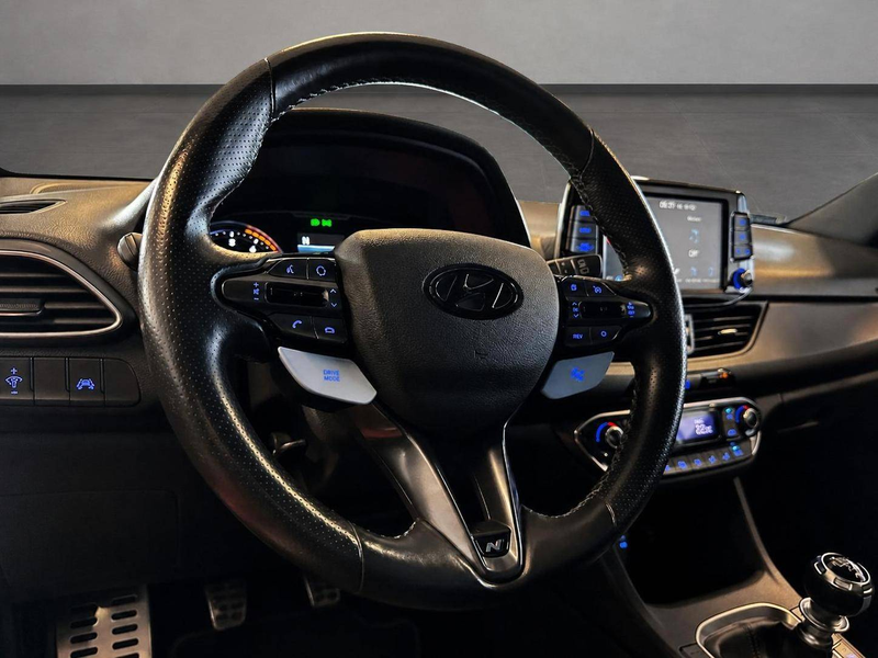 Hyundai i30 N Performance //KeylessGo//Kamera// — photo 12