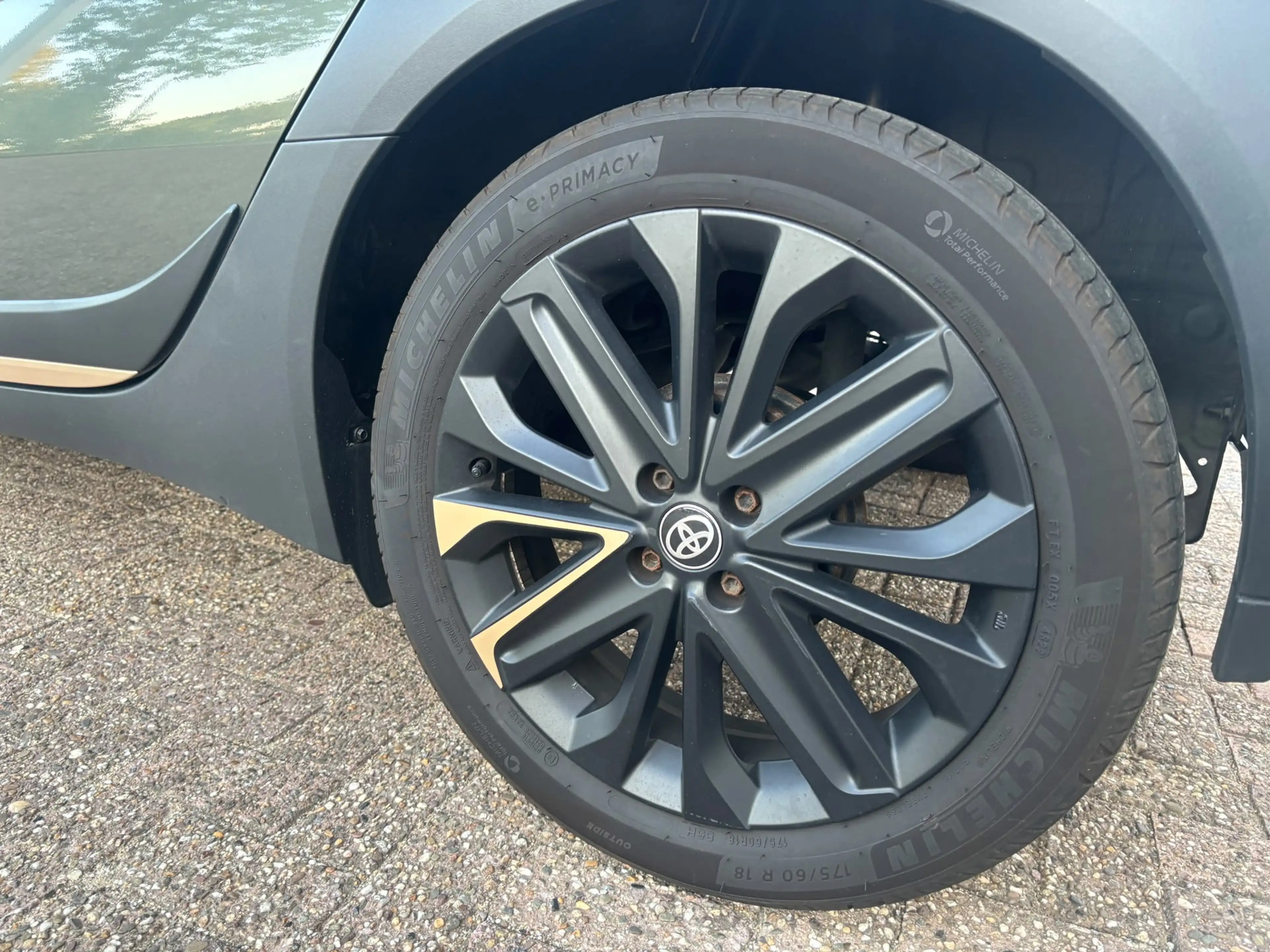 Toyota Aygo X 1.0 VVT-i MT Premium|Vouwdak! — photo 8