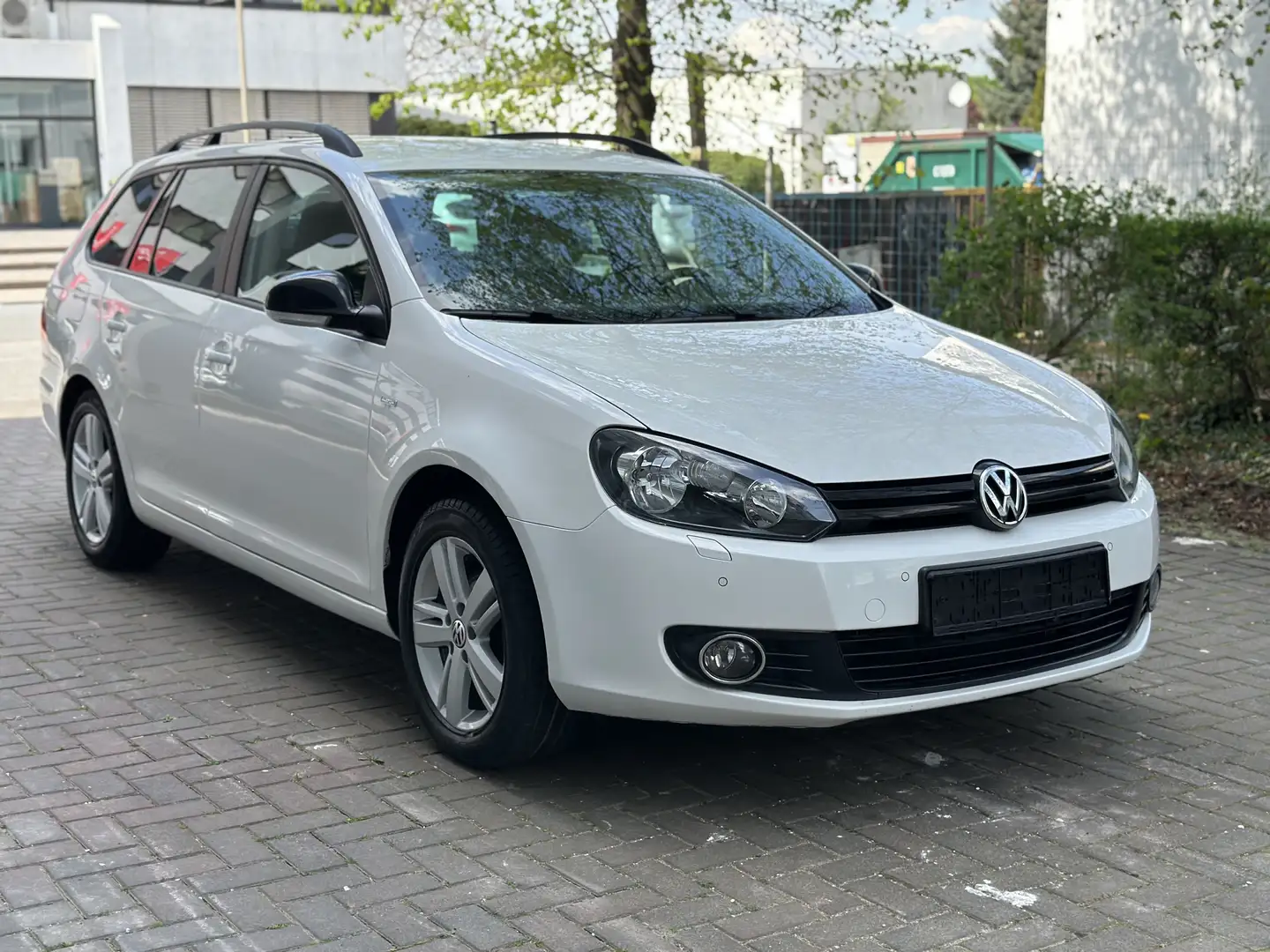 Volkswagen Golf Variant Match/Klima.A/Sitz-H/Multi-FLR/PDCx2/S-Dach Weiß - 1