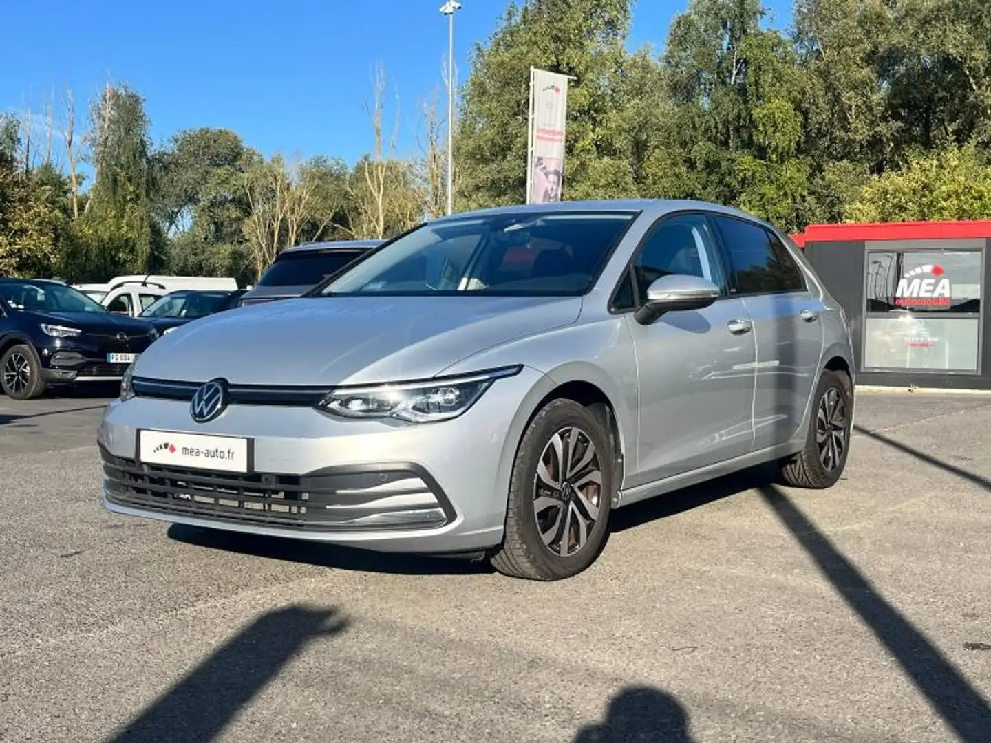 Volkswagen Golf 1.0 TSI OPF 110ch Active Gris - 2