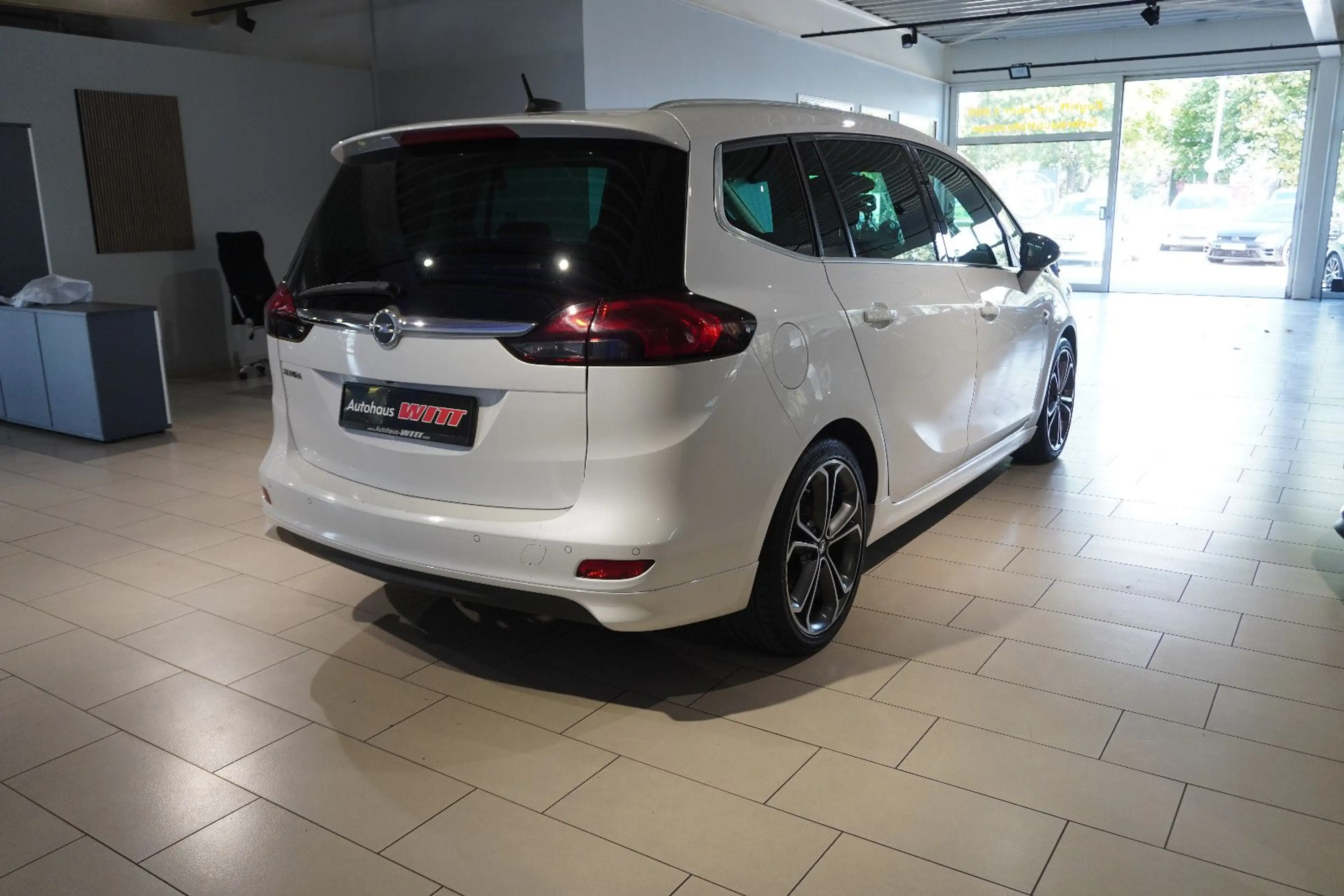 Opel Zafira C Inno ~OPC-7Sitzer~Line~Navi~Infinity~ — photo 7