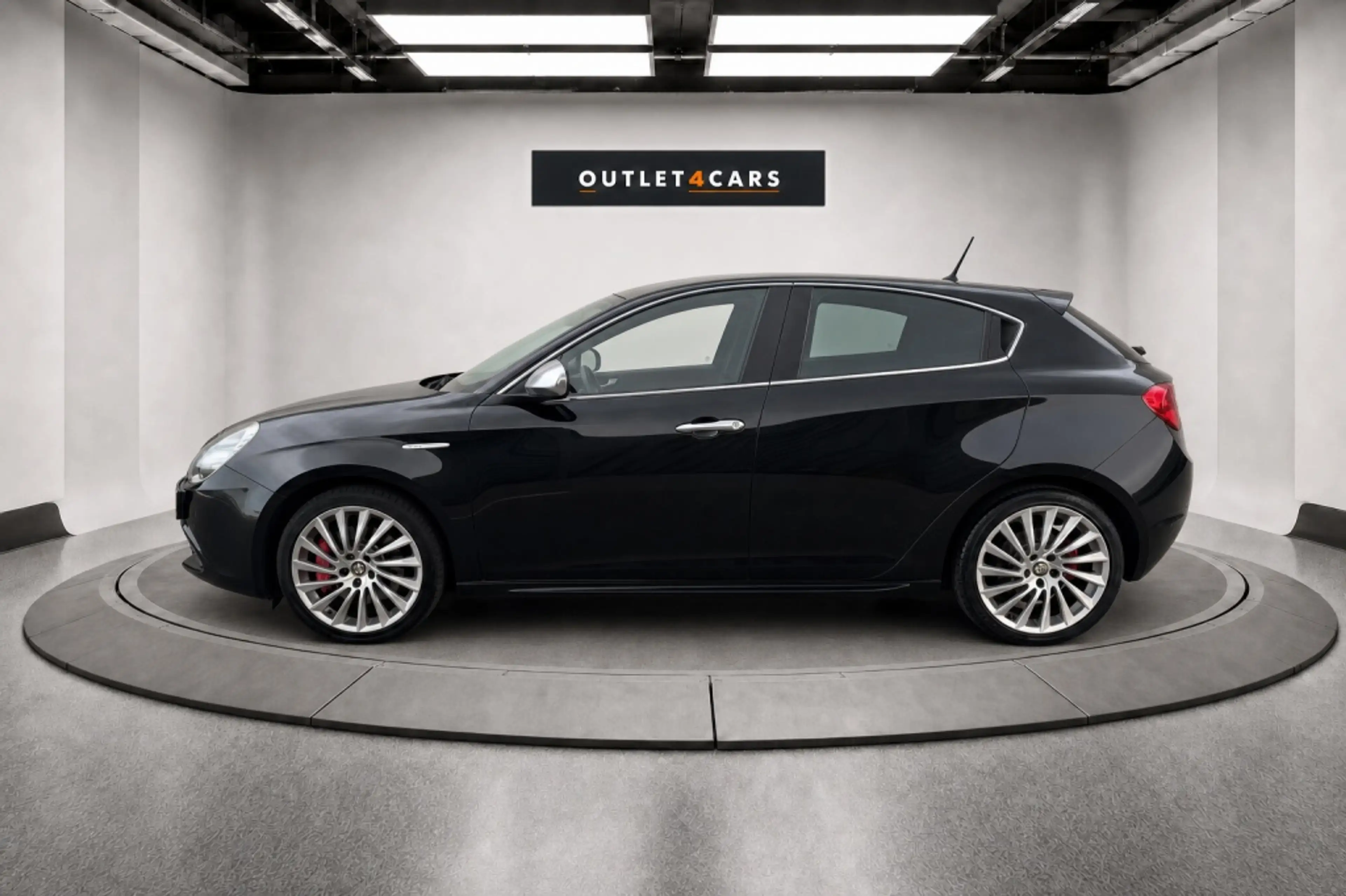 Alfa Romeo Giulietta 1.4 T Distinctive — photo 2