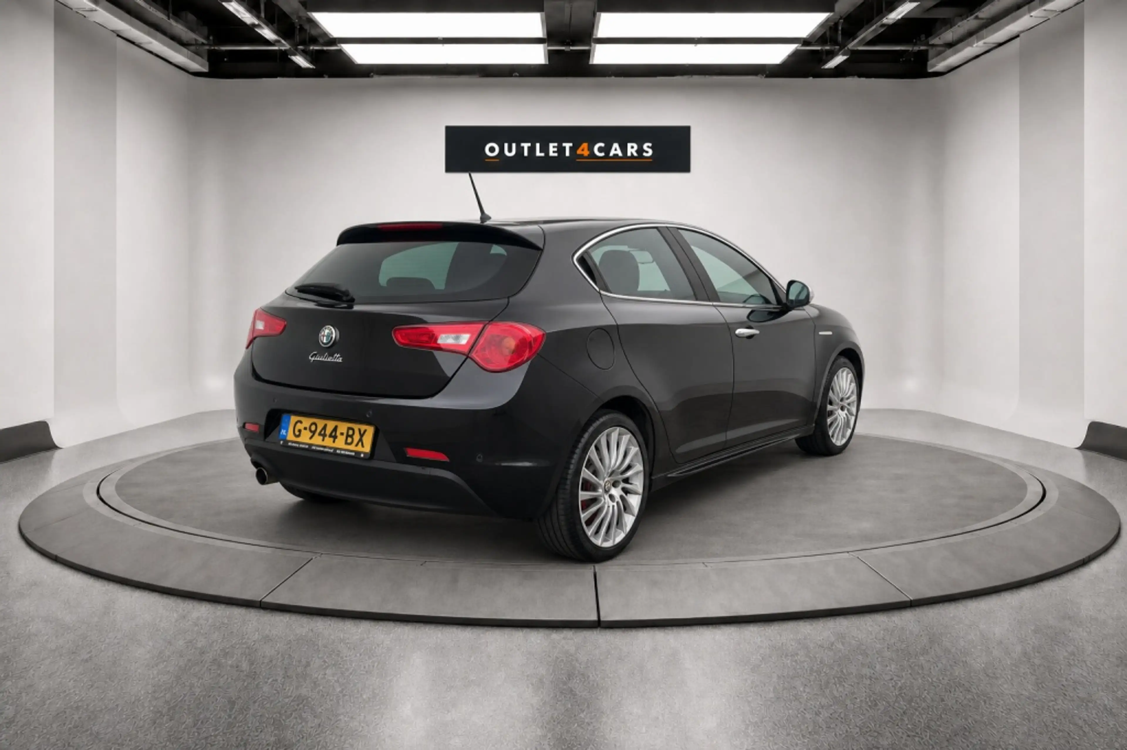 Alfa Romeo Giulietta 1.4 T Distinctive — photo 5