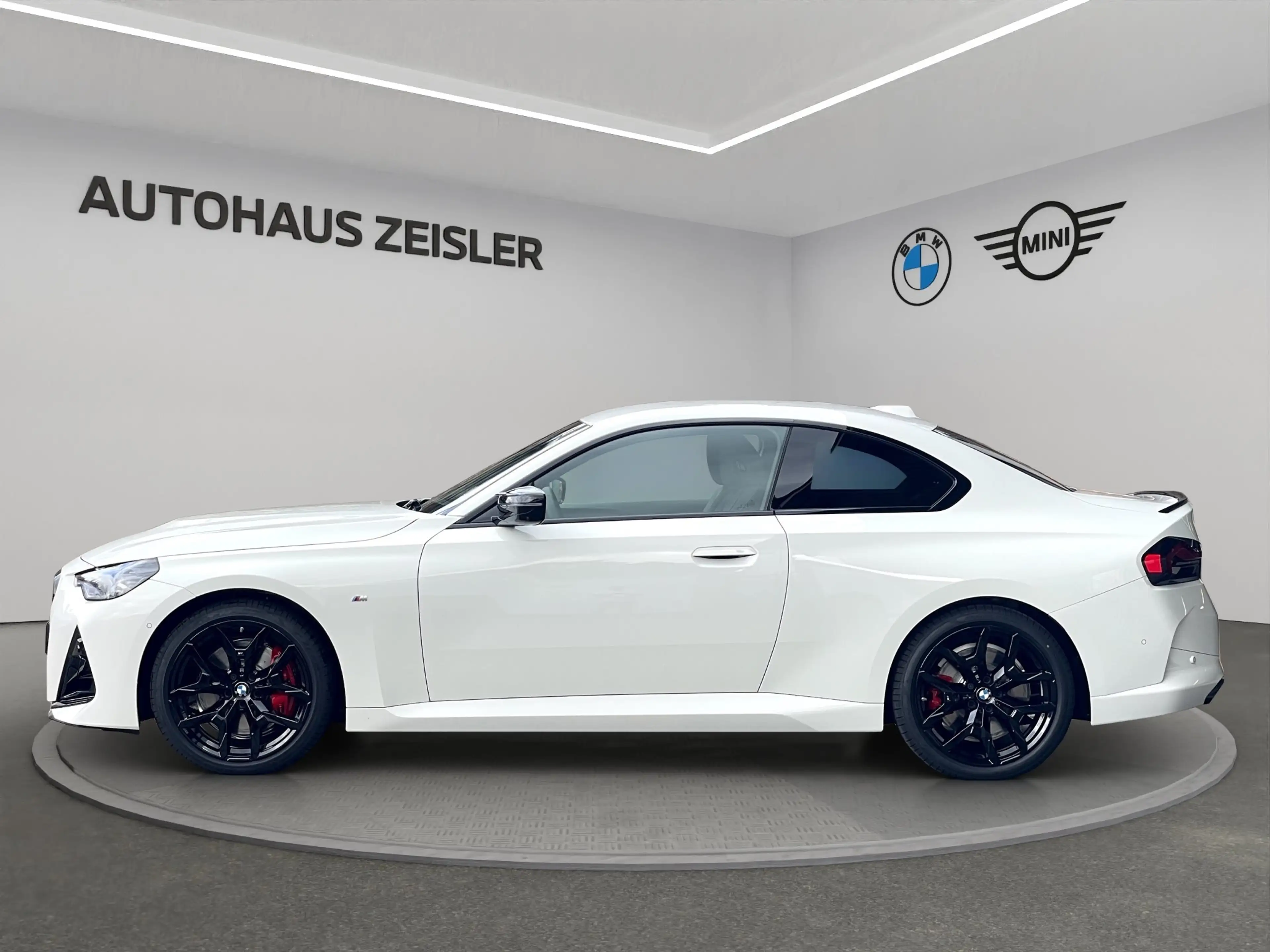 BMW 240 M240i xDrive — photo 4