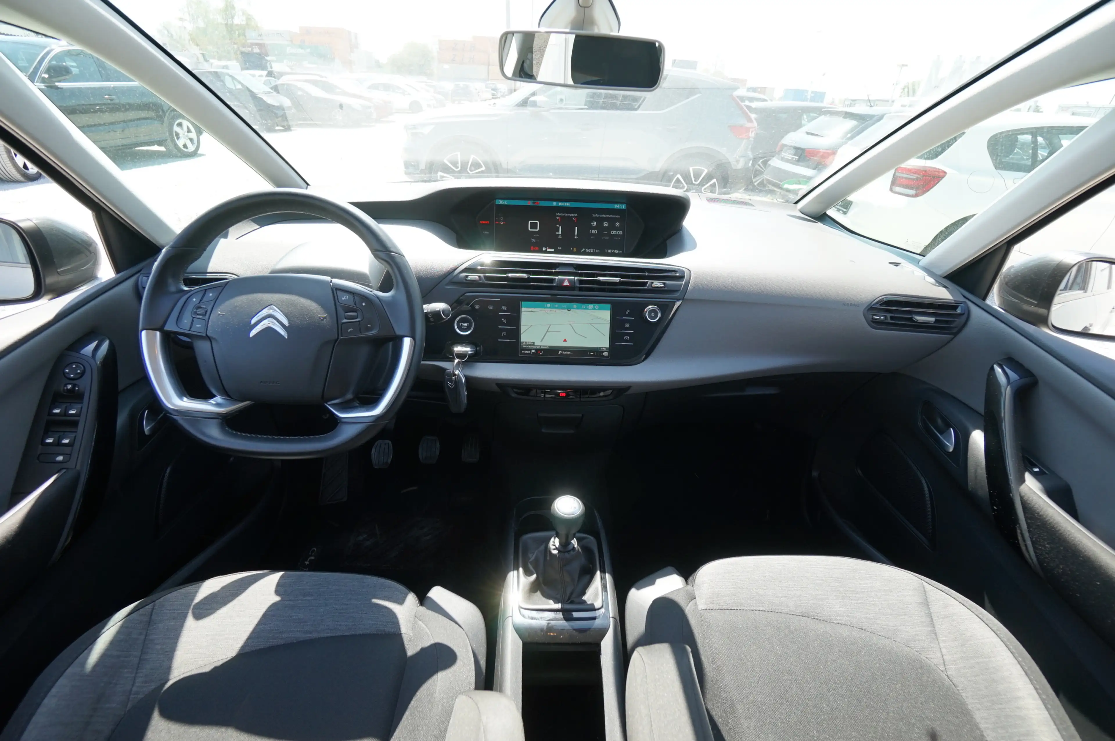 Citroen Grand C4 Picasso PureTech |7-Sitzer| — photo 9