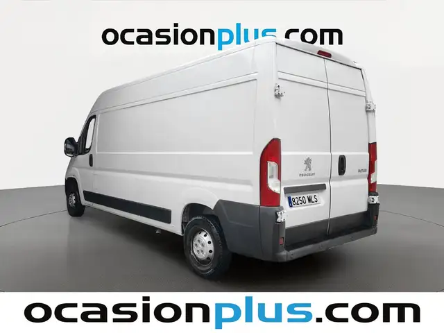 Peugeot Boxer view 3