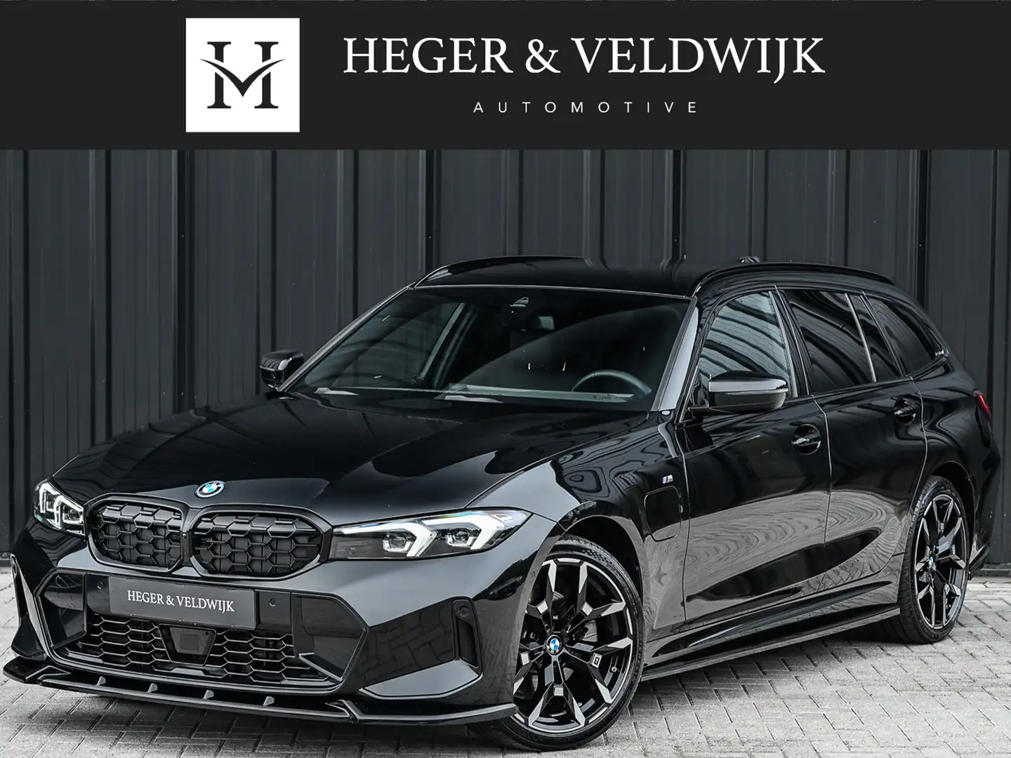 BMW 330 3-serie Touring 330e xDrive M-SPORT | FACELIFT | A Zwart - 1