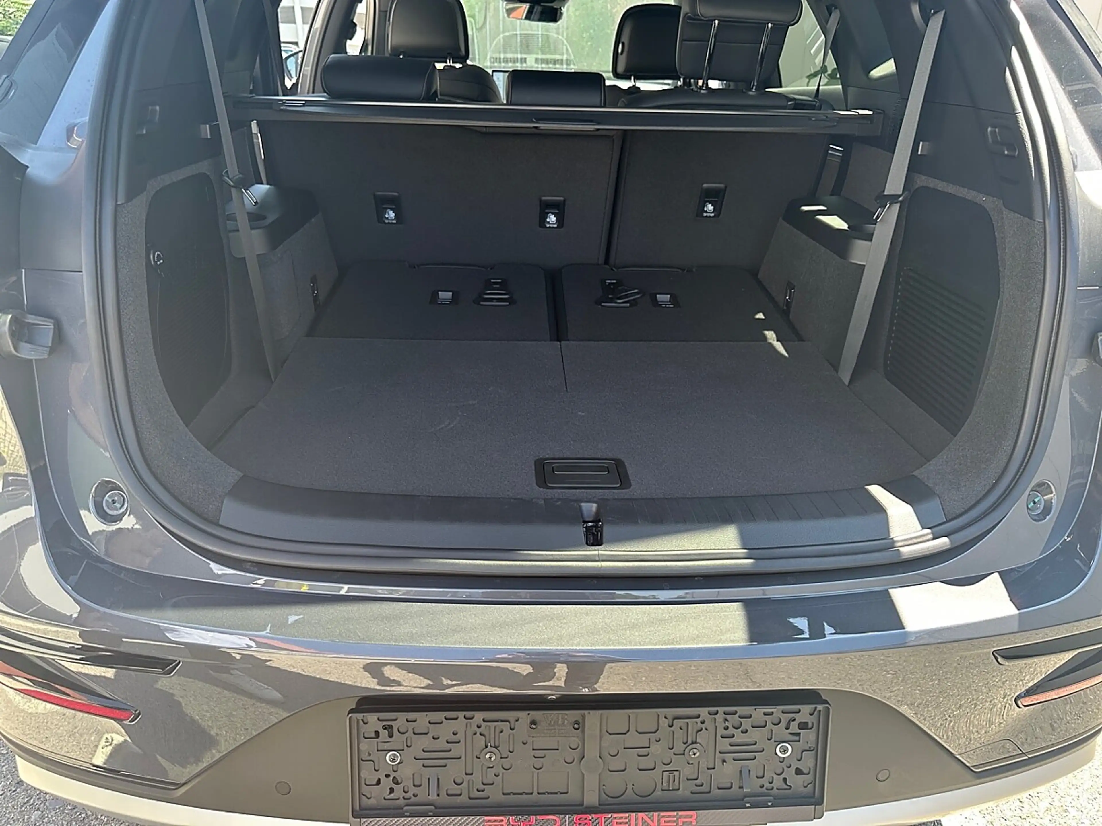 BYD Tang 108,8 kWh Österreich Paket Flagship — photo 10