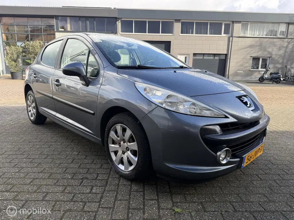 Peugeot 207 2009 из Европы — купить под ключ