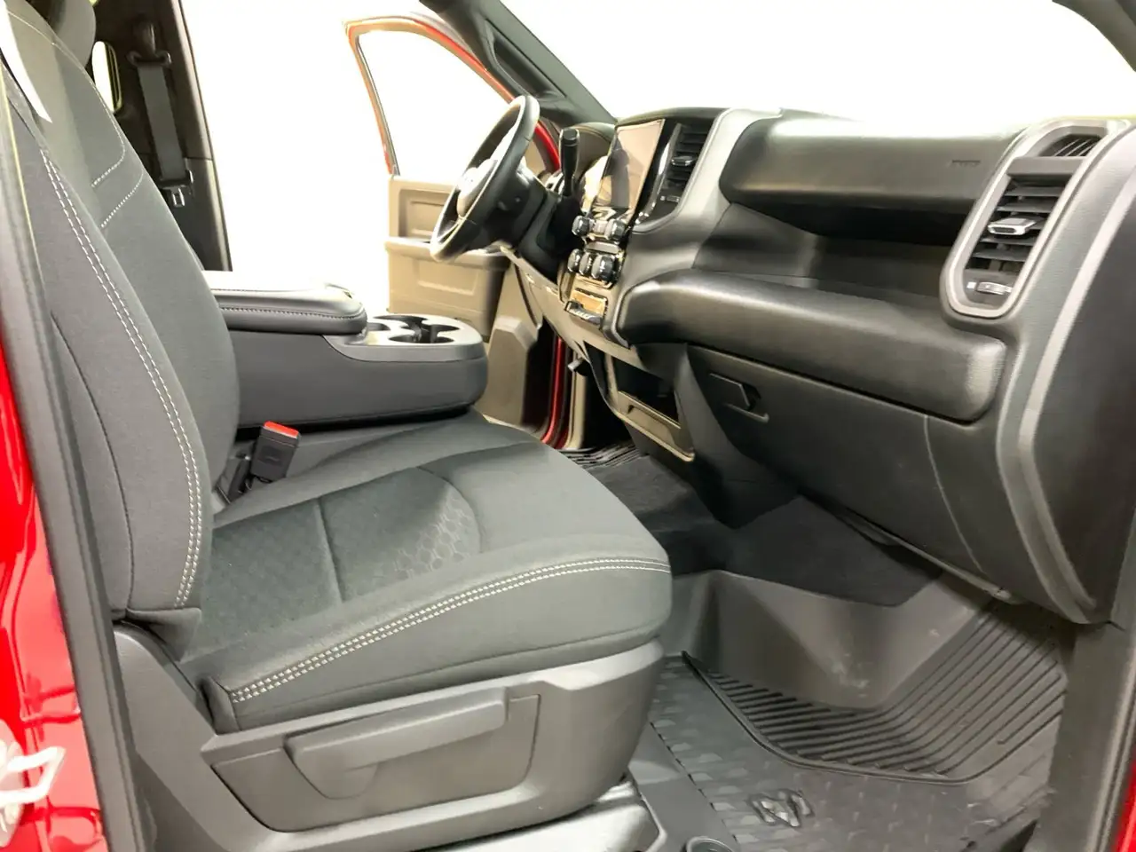 RAM 2500 снимка RAM 2500