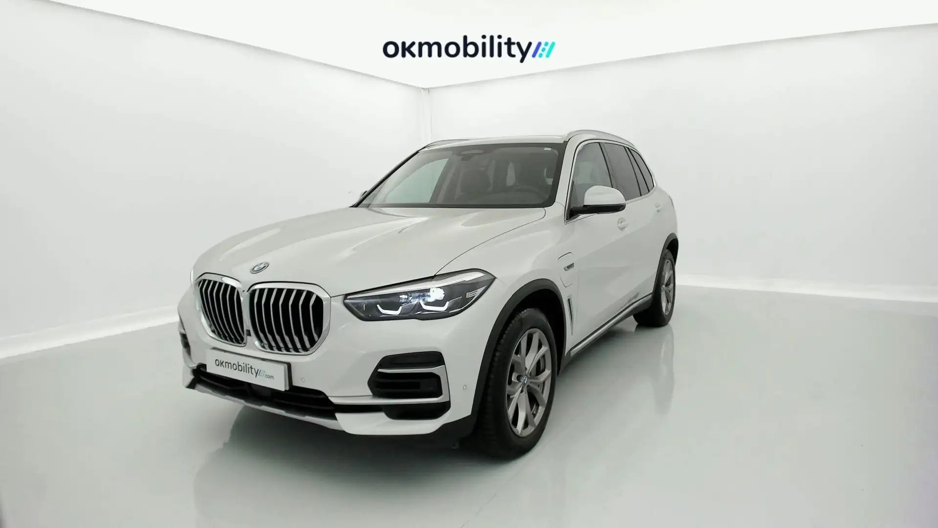 BMW X5 xDrive 45e Argent - 1