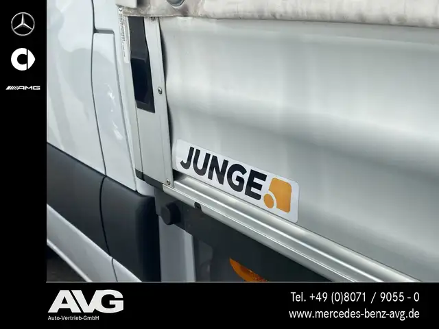 Mercedes-Benz Sprinter view 14