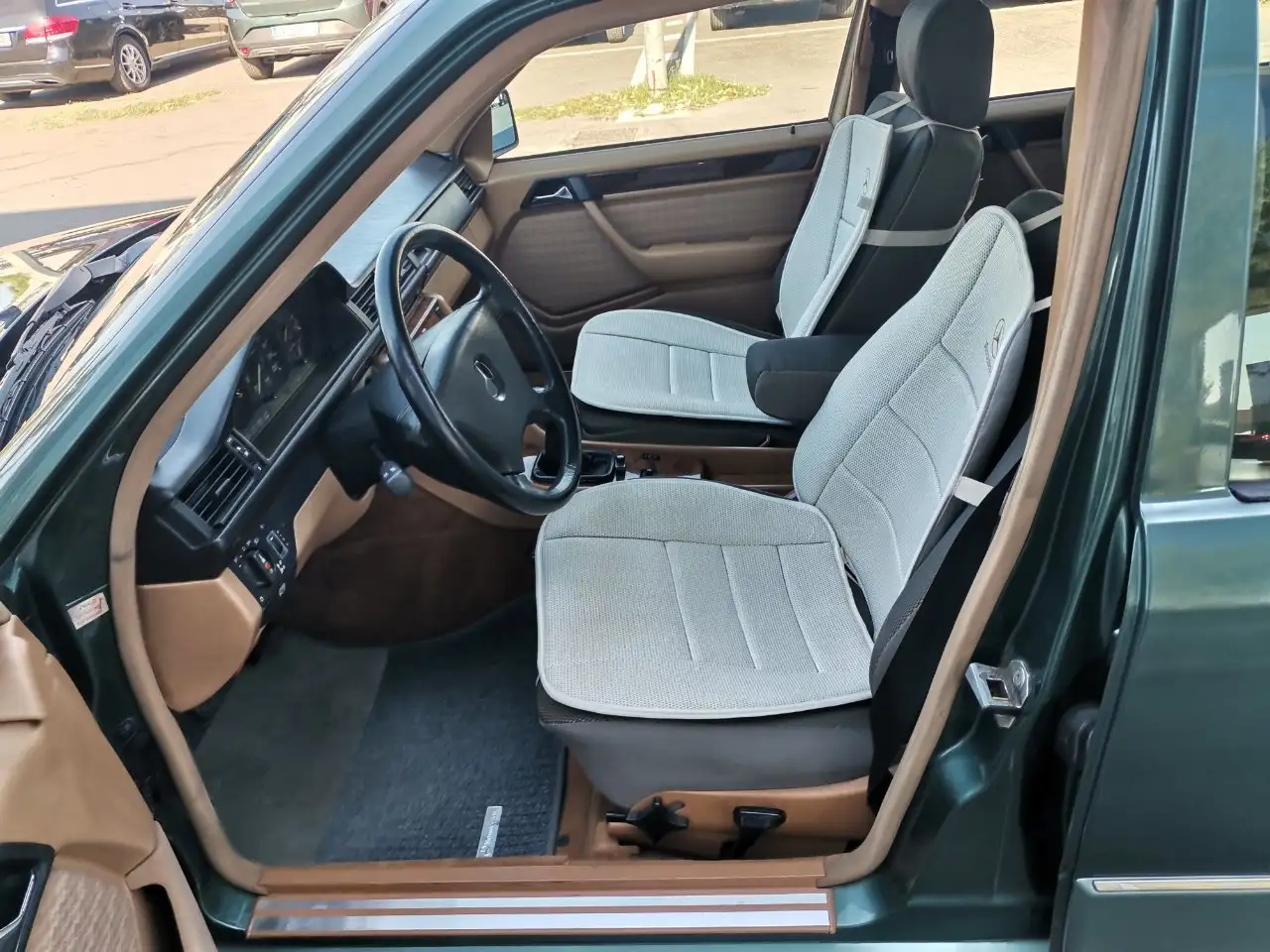 Mercedes-Benz E 200 E Berlina, foto 9
