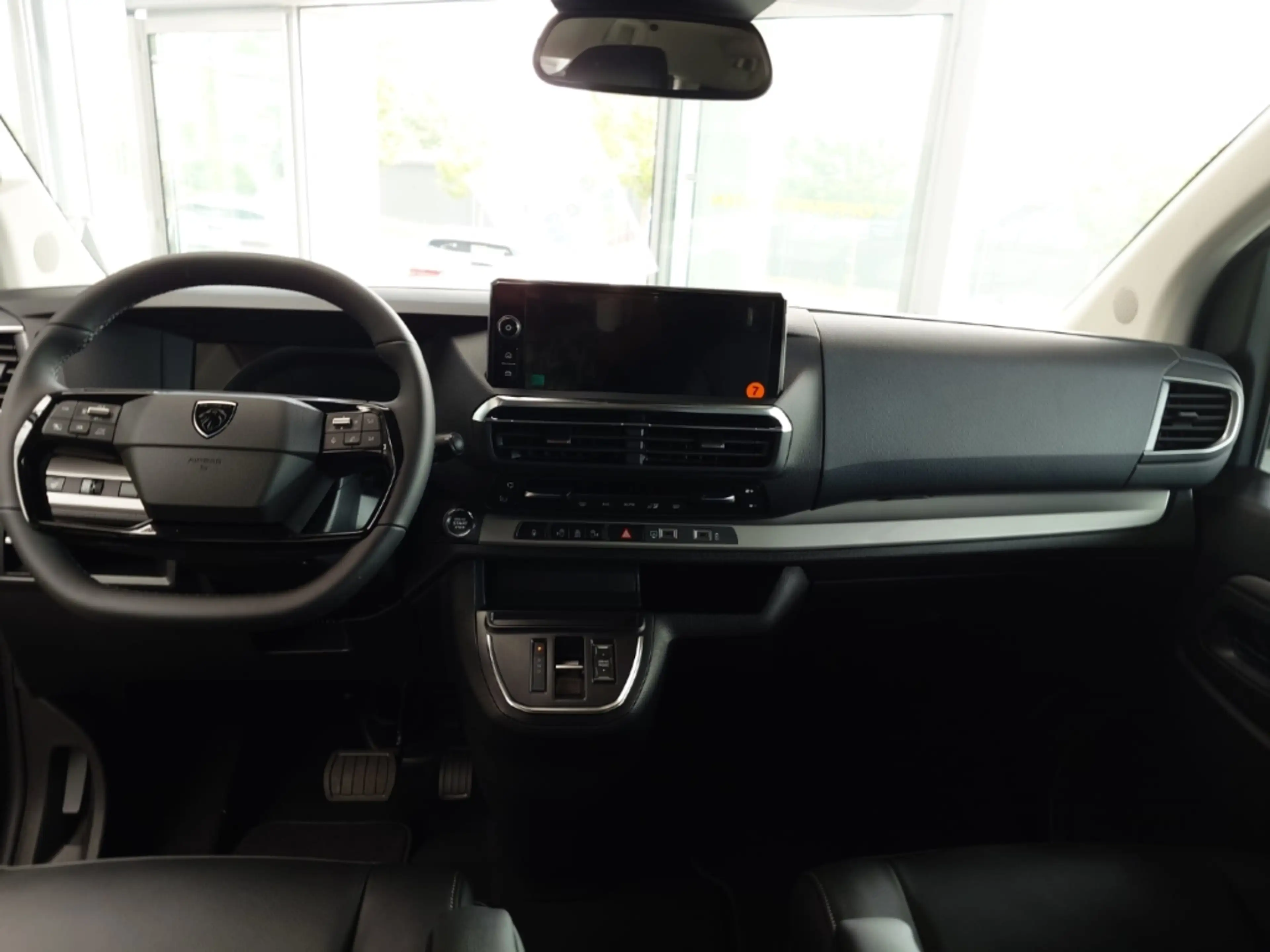 Peugeot Traveller Allure L2 7-Sitzer SHZ,PPS V/H,RFK,Leder,LED,AHK,A — photo 6