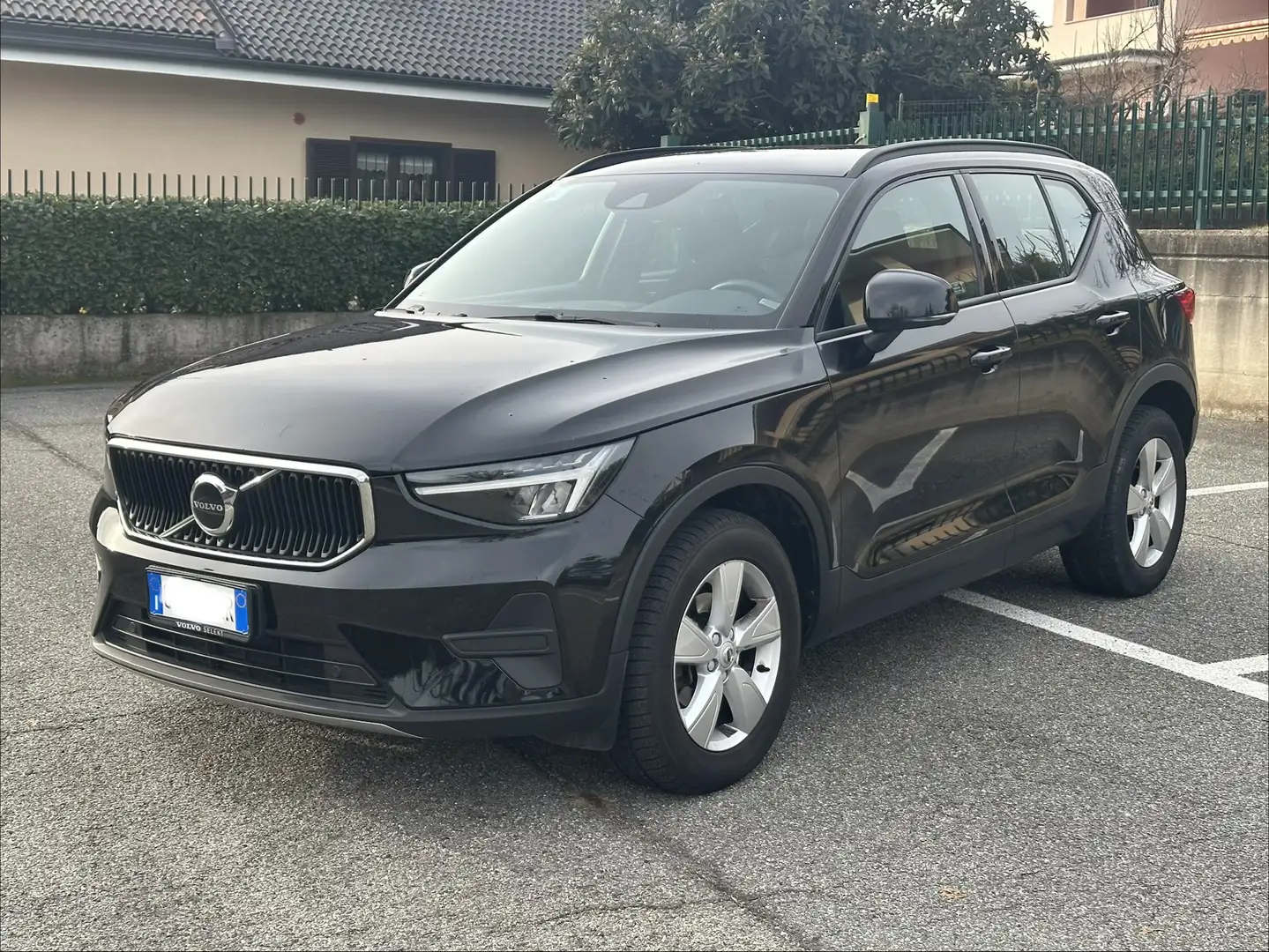 Volvo XC40 1.5 t2 Essential auto Nero - 1