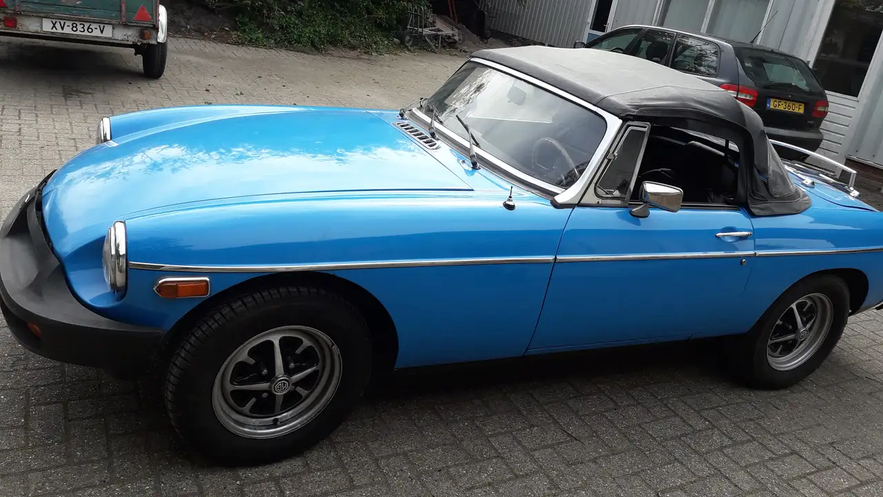 MGB 1.8 Roadster, foto 2