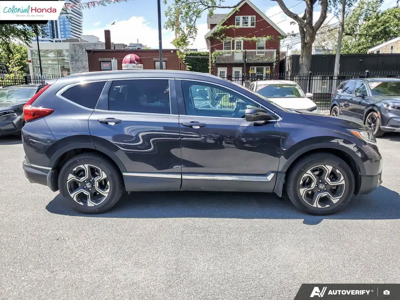 Honda CR-V photo Honda CR-V