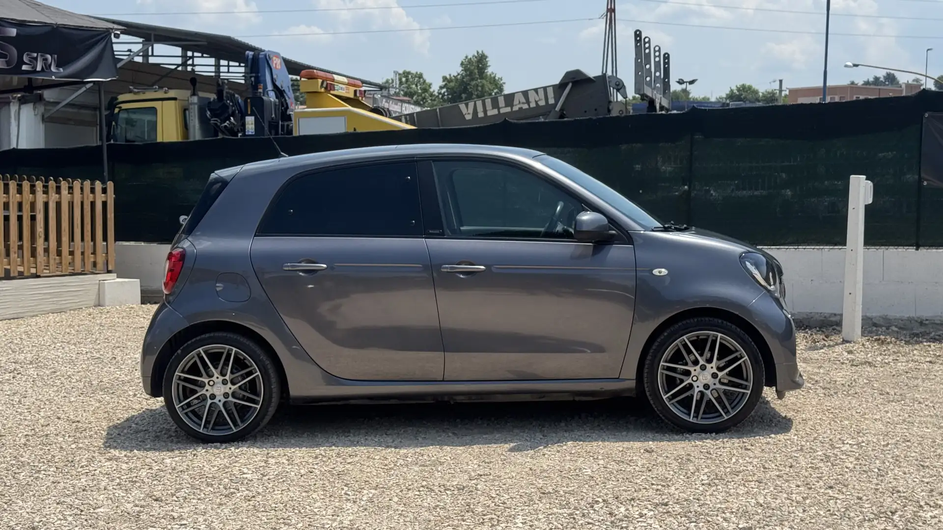 smart forFour Forfour II Brabus Xclusive 109cv Grigio - 2