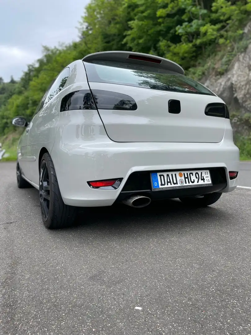 SEAT Ibiza 1.8 20V T Cupra - 2