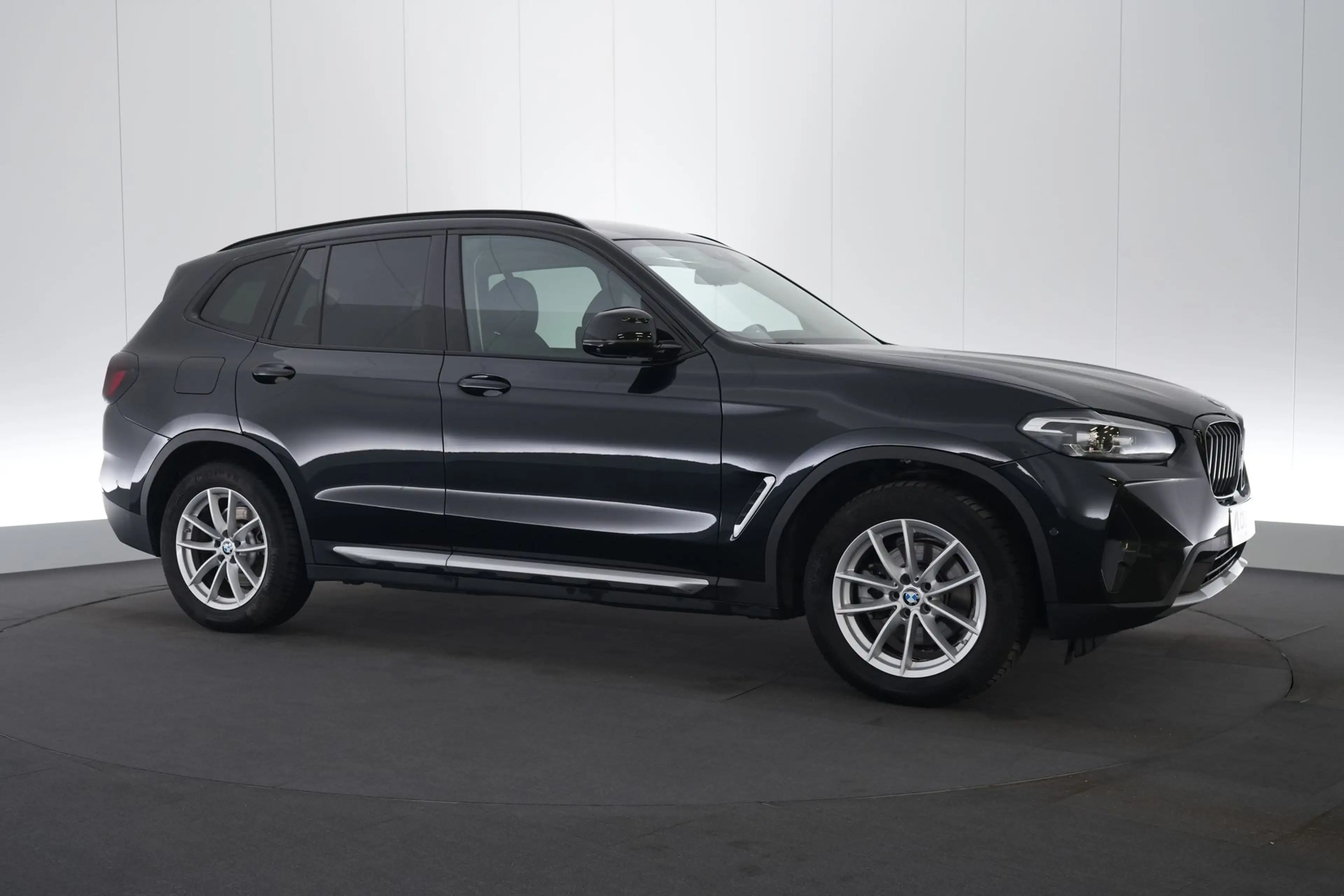BMW X3 2.0 sDrive18dA Business LEDER/CUIR LED GPS PDC 360 — photo 4