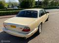 Daimler Super V8 4.0 Charged Aut. Nieuwstaat Gelb - thumbnail 5