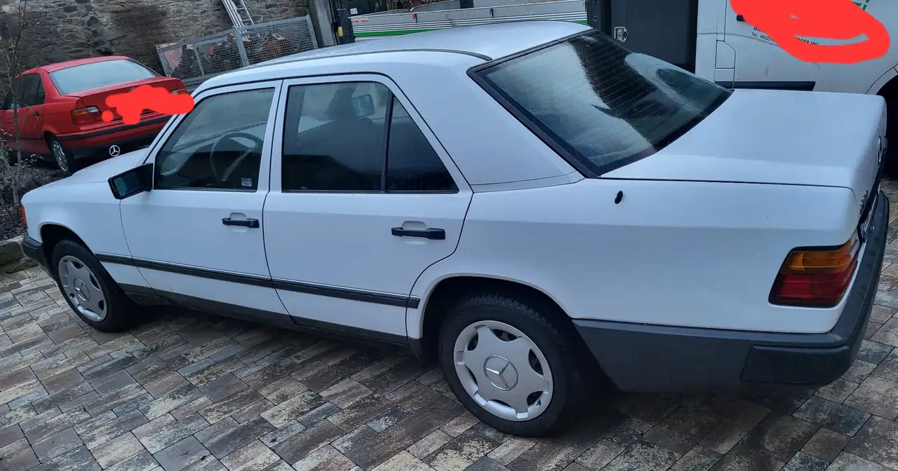 Mercedes-Benz E 200, foto 7