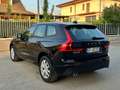 Volvo XC60 B4 GEARTRONIC MOMENTUM IBRIDO DIESEL/ELETTTICO Nero - thumbnail 6