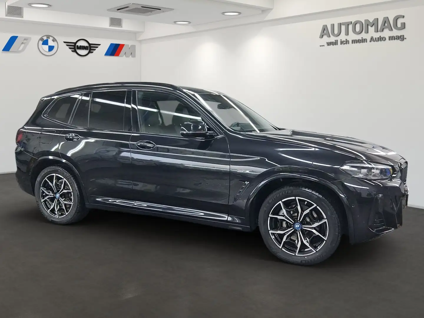 BMW X3 xDrive30e Schwarz - 2