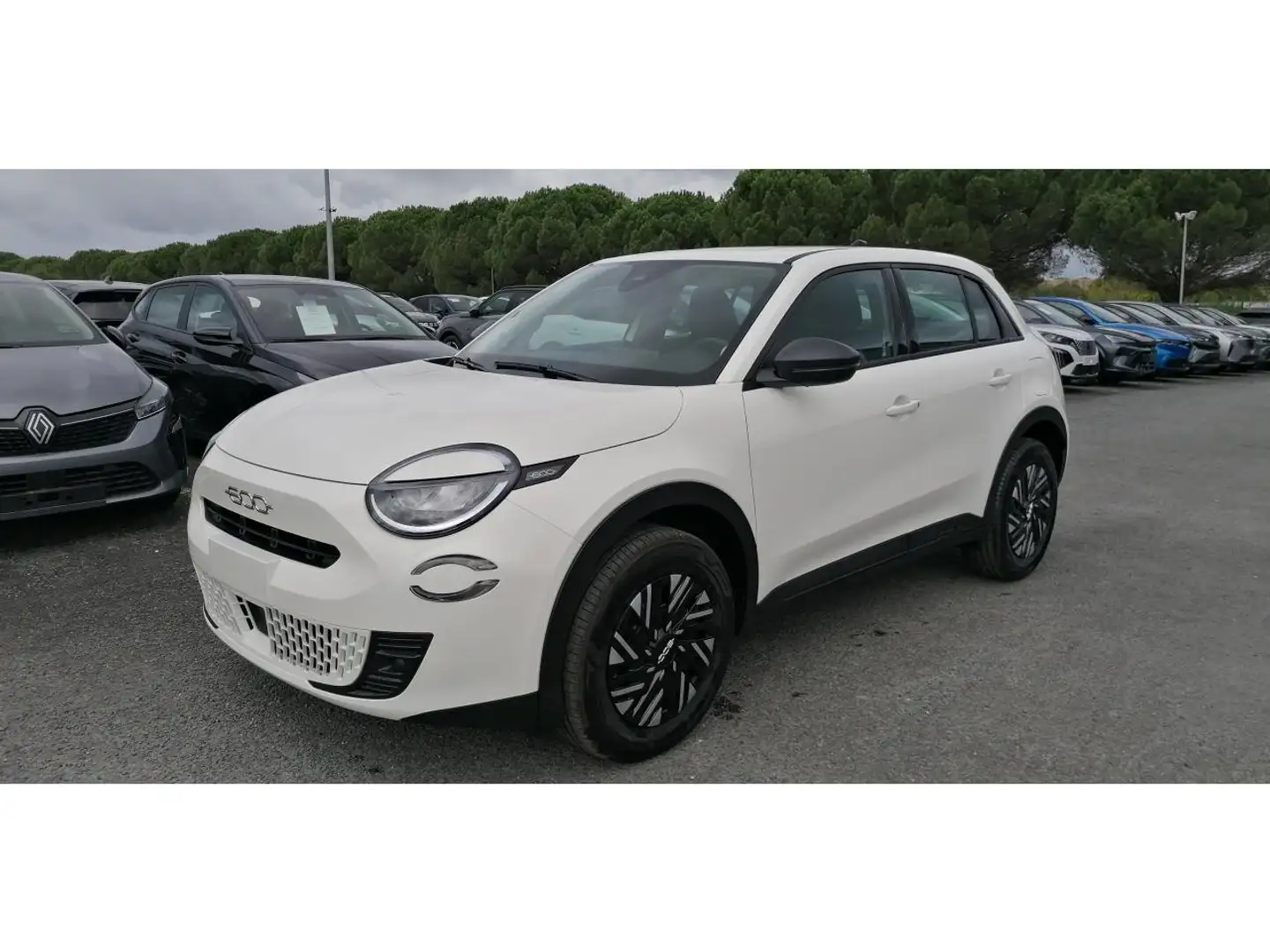 Fiat 600 1.2 Hybrid 110 DCT Blanc - 2