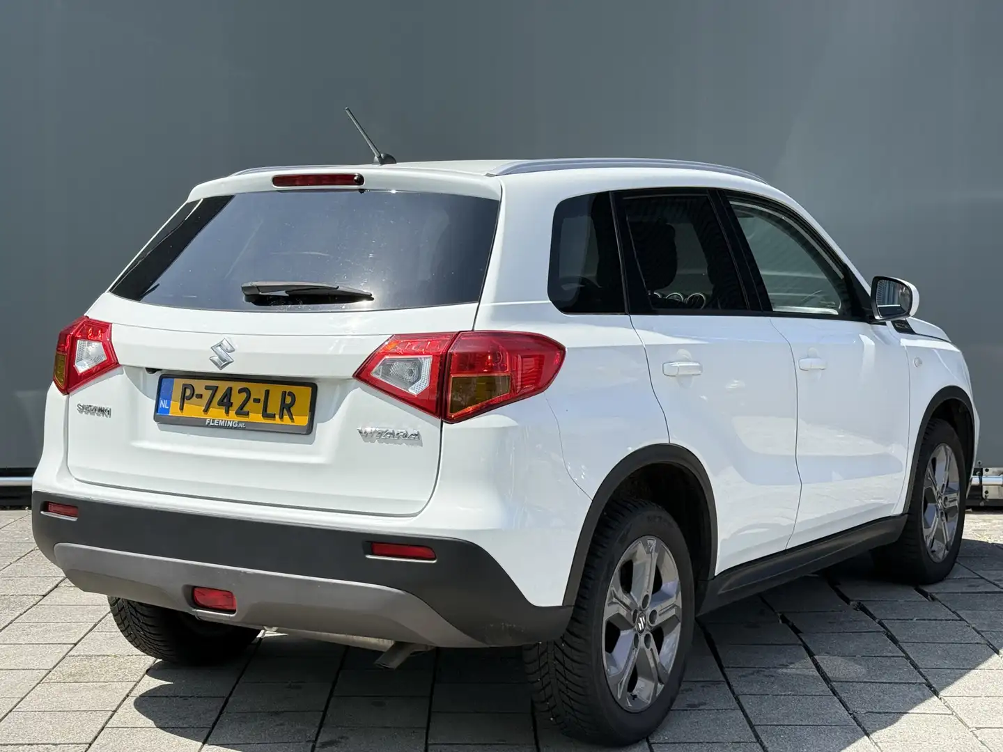 Suzuki Vitara BWJ 2016 | 1.6 120PK Exclusive | CLIMA | NAVI | CA Wit - 2