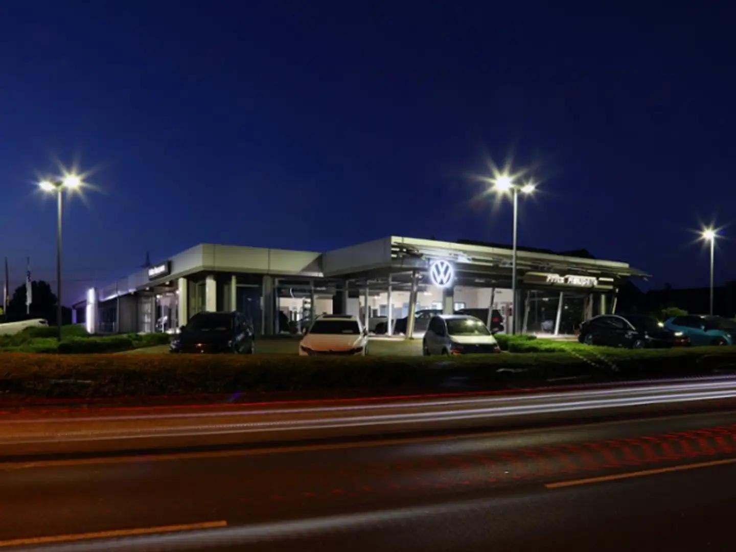 Volkswagen Tiguan 1.4 TSI Plug-In Elegance eHybrid Grau - 1