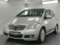 Mercedes-Benz A 200 Pano Sportpaket Klima 2. Hand Silber - thumbnail 1