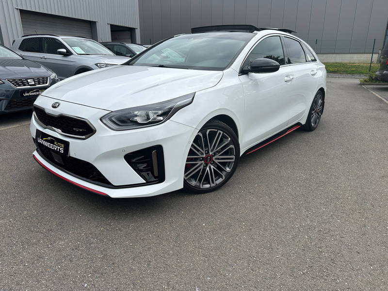 Kia ProCeed / pro_cee'd ProCeed GT, 1.6 T-BENZINE AUTOMAAT, CARPLAY/PANO/ALCANTARA/KEYLESS