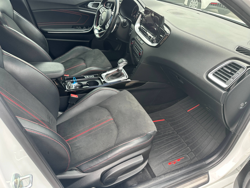 Kia ProCeed / pro_cee'd ProCeed GT, 1.6 T-BENZINE AUTOMAAT, CARPLAY/PANO/ALCANTARA/KEYLESS — photo 9