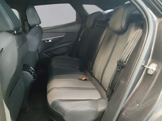 Peugeot 3008 view 13